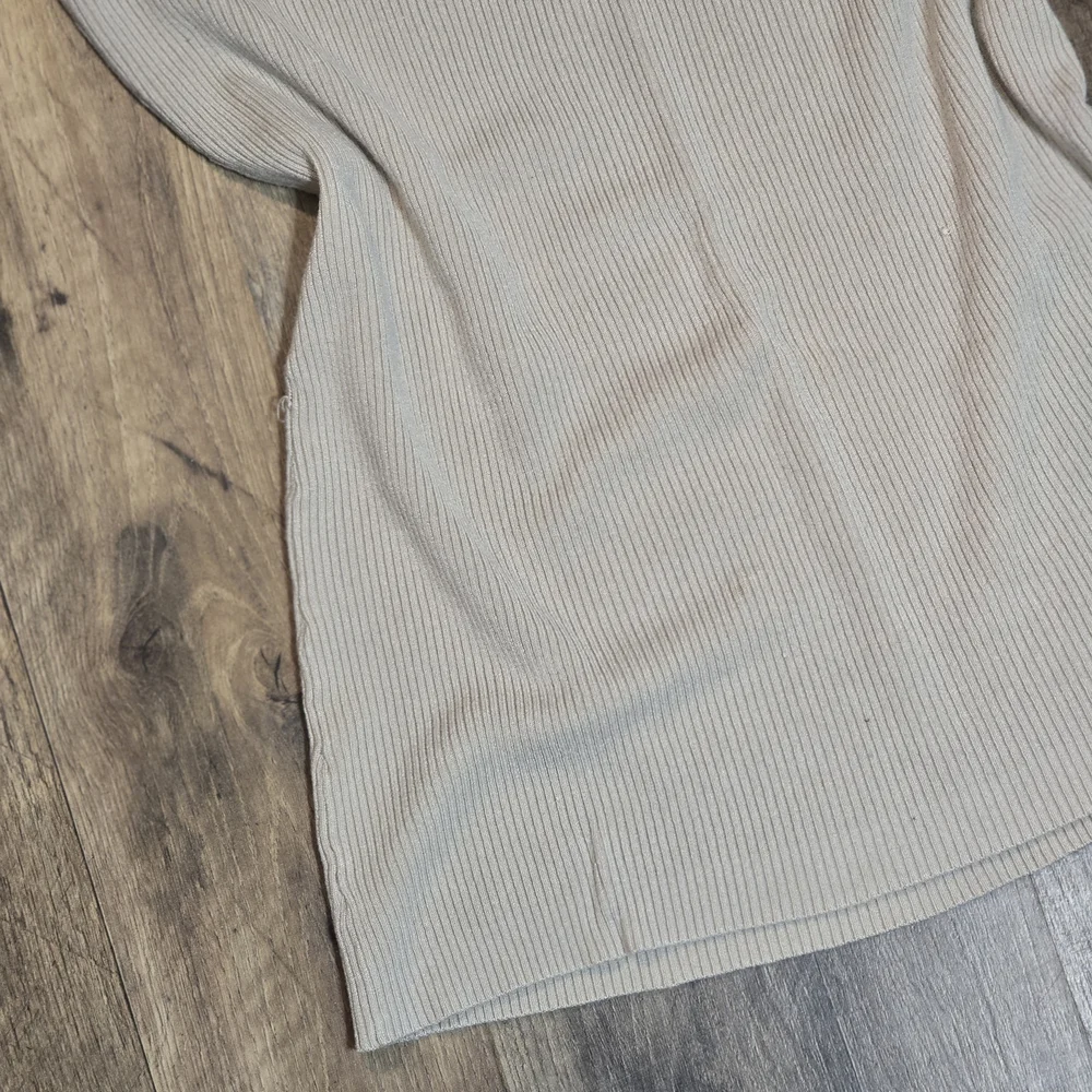 BCBGMaxAzria Cream Ribbed Tank Top - Picture 2 of 3